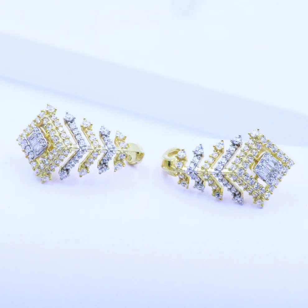 Layered Square Stud Earrings