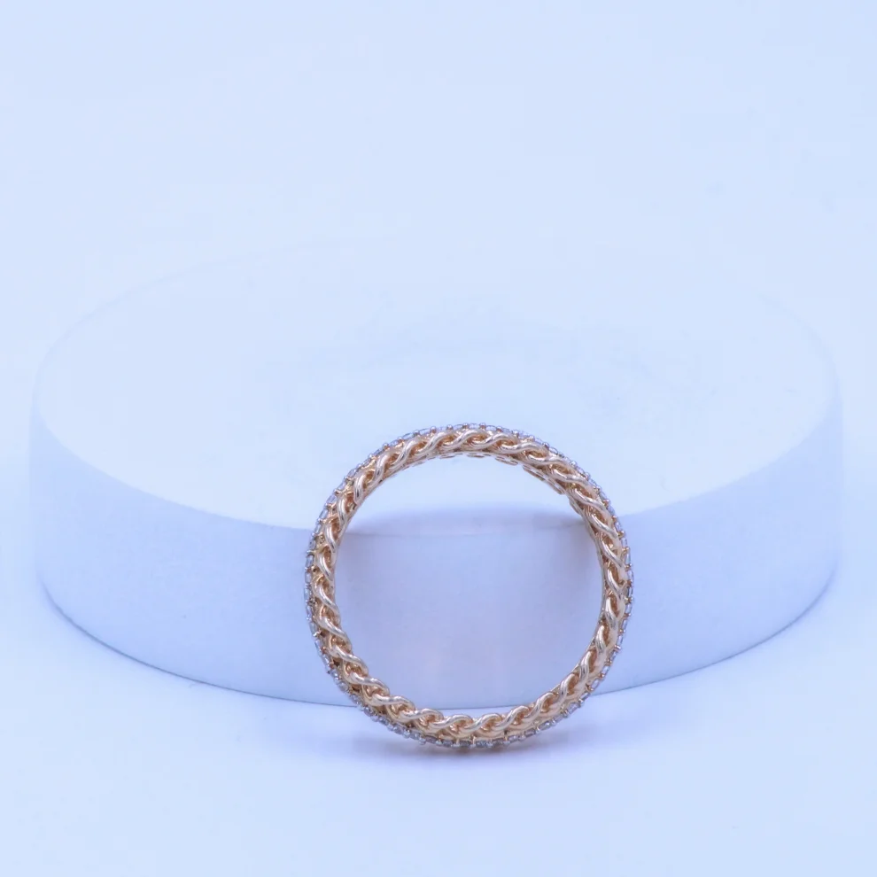 Chain Band CZ Ring