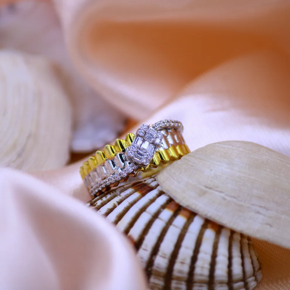 Aurora Baguette Silver Ring