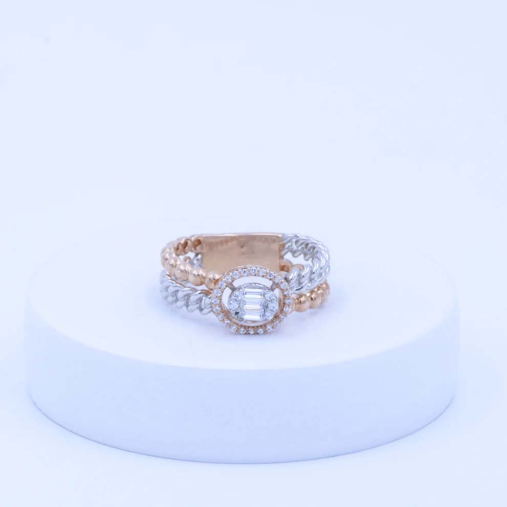 Vintage Oval Halo Rope Ring